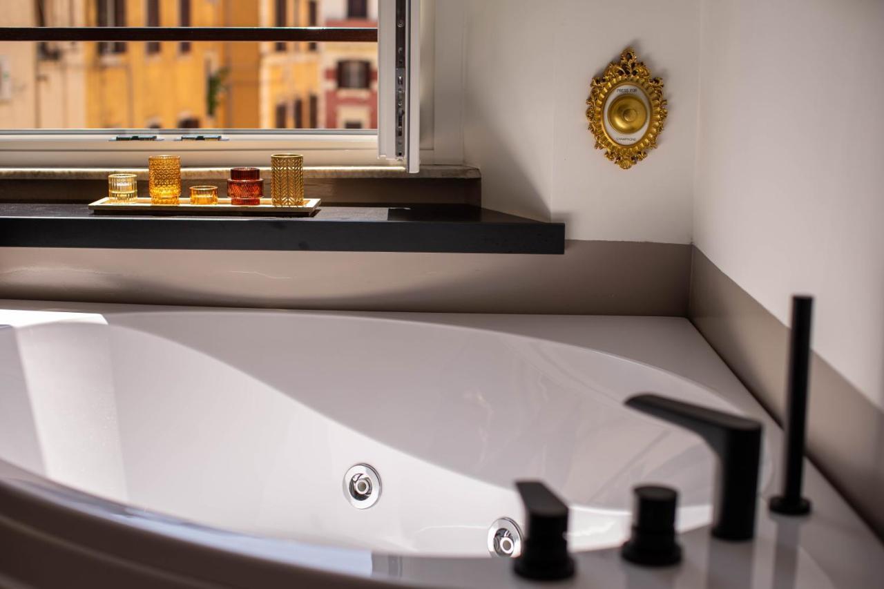 Scipioni Luxury Suite Řím Exteriér fotografie
